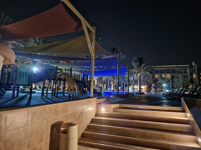 Al Raha Beach Hotel — 10