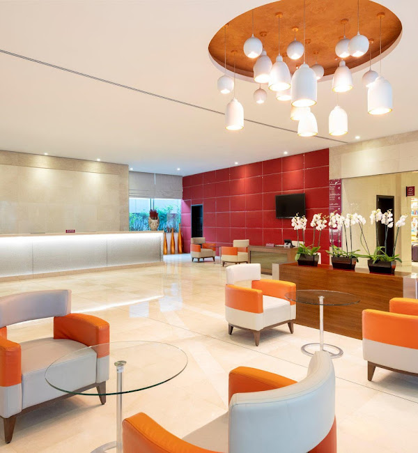 Crowne Plaza Business Park — 10