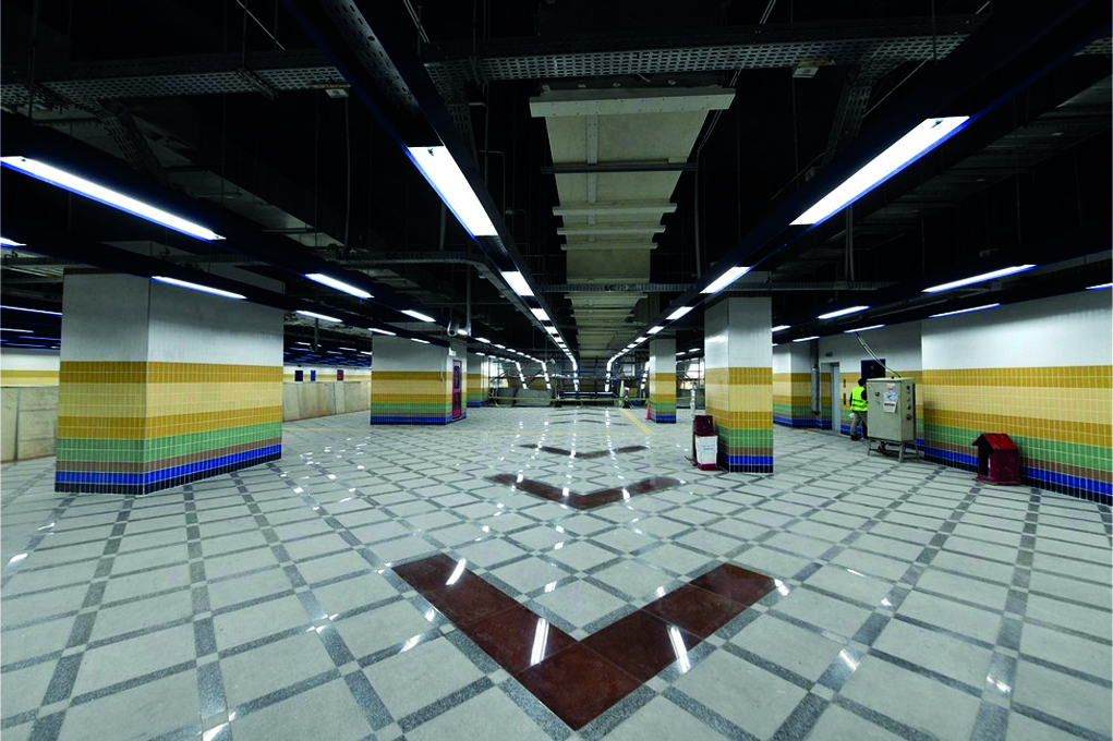 Greater Cairo Underground Stations — concourse