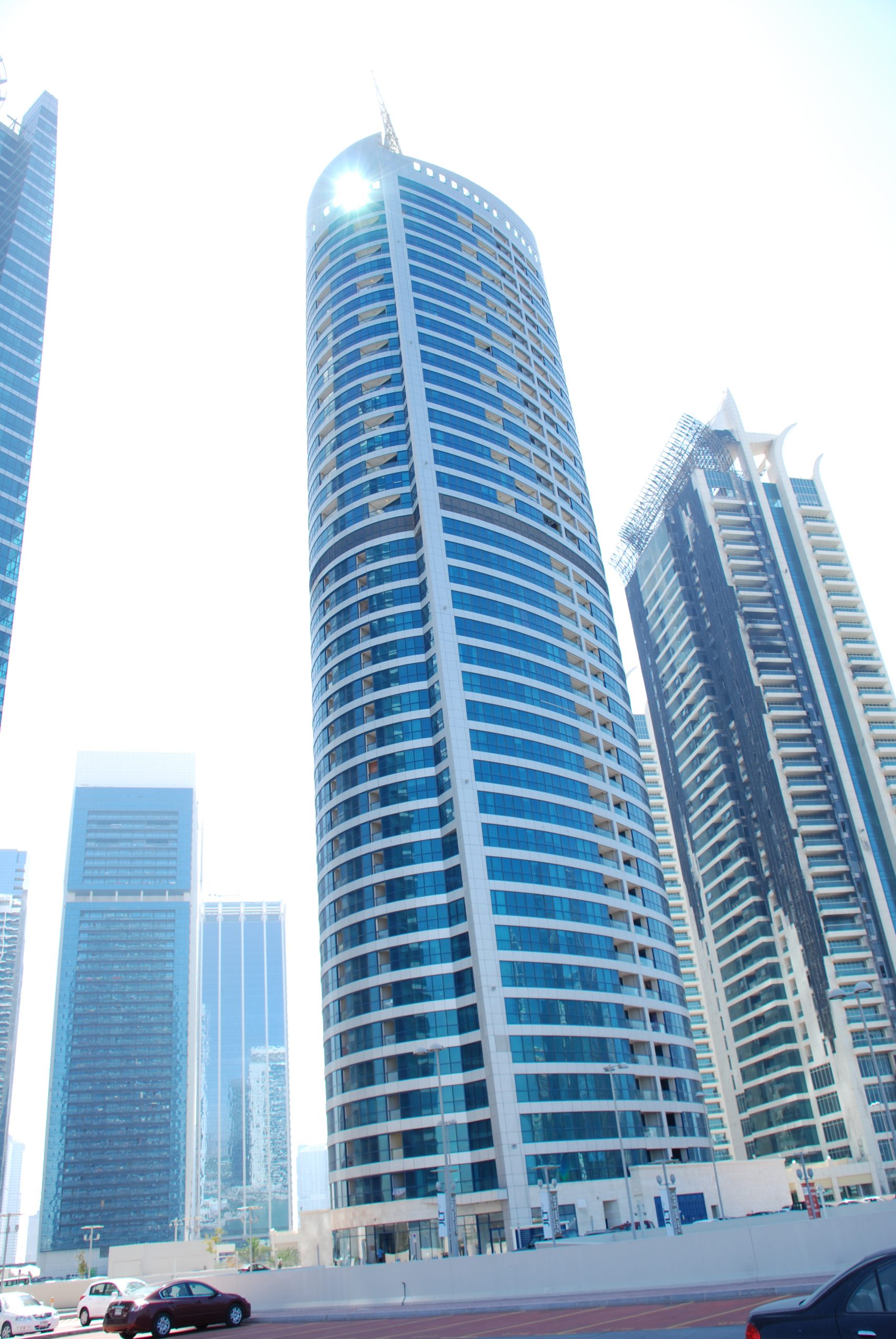 Jumeirah Lake Towers — 4
