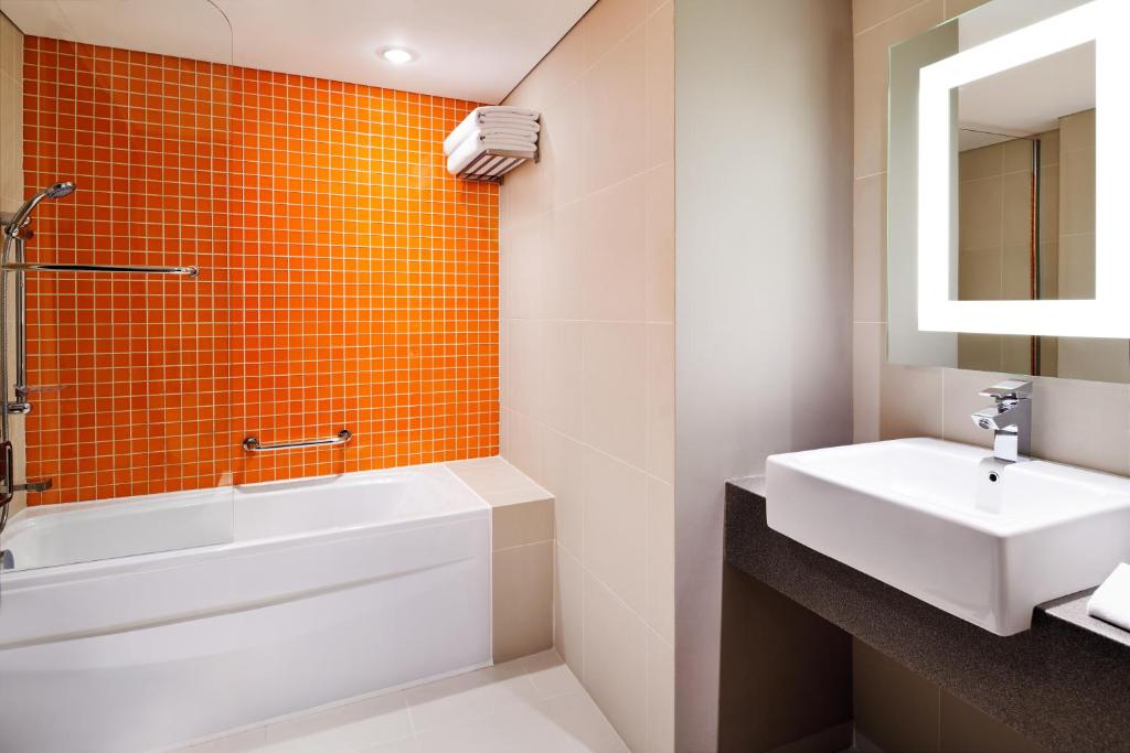 Novotel Hotel — 3