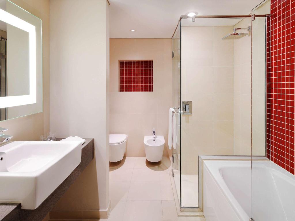 Novotel Hotel — 6