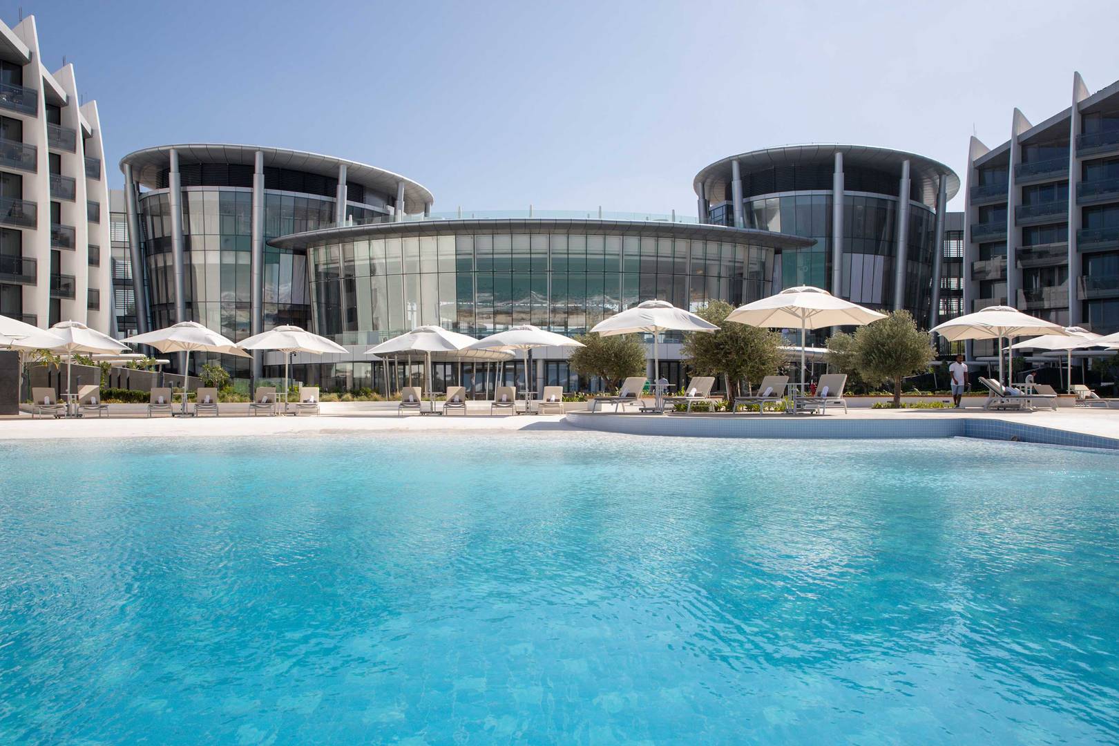 Jumeirah Hotel El Saddiat Island Resort, Dubai